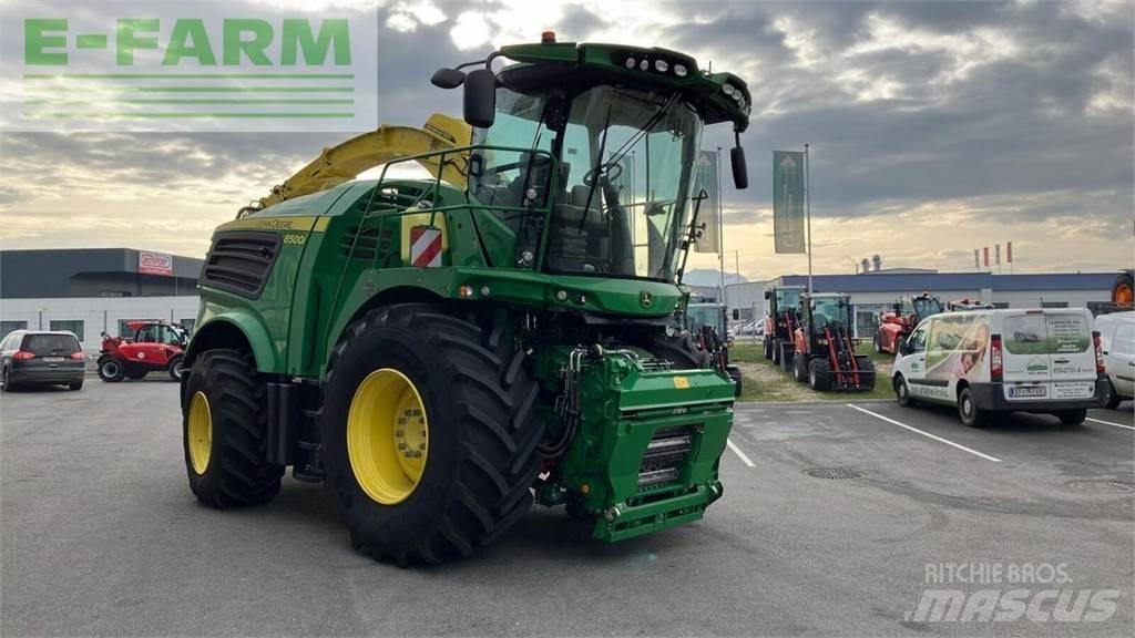 John Deere 8500i Selbstfahrende Häcksler