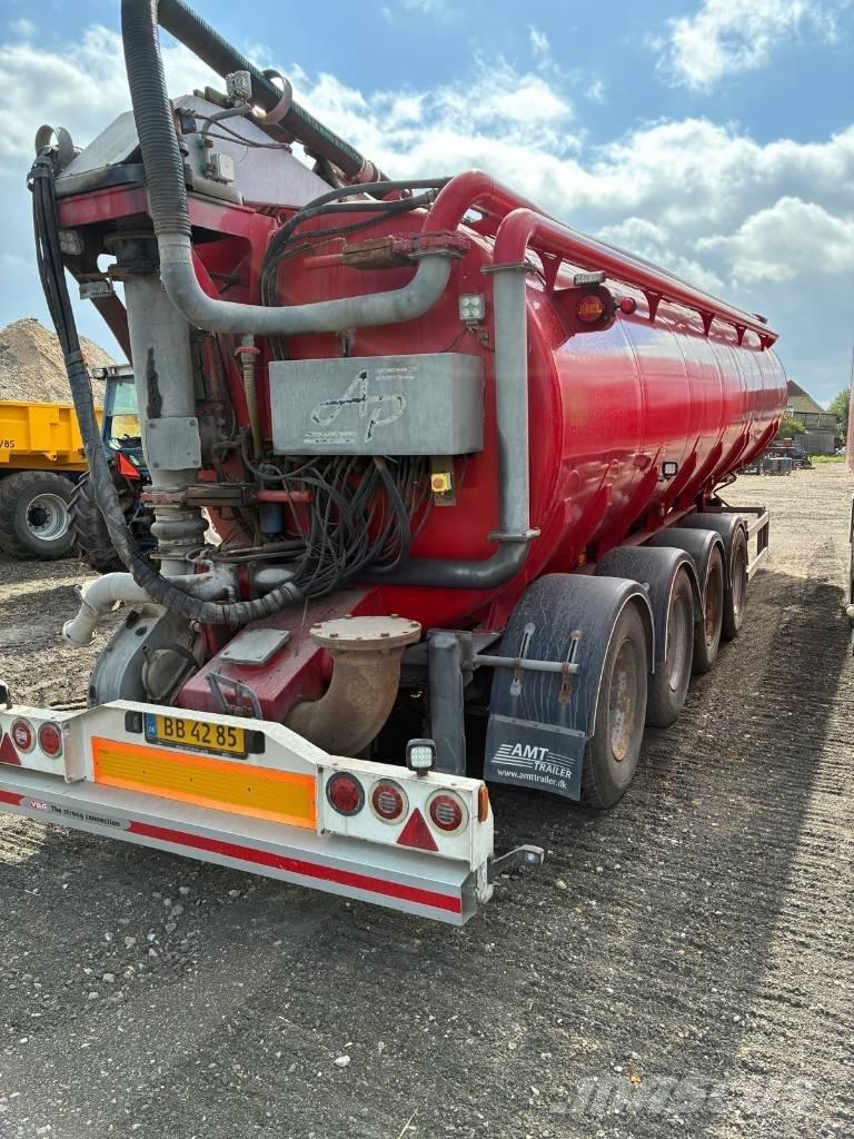 AMT AP gylletrailer Tankauflieger