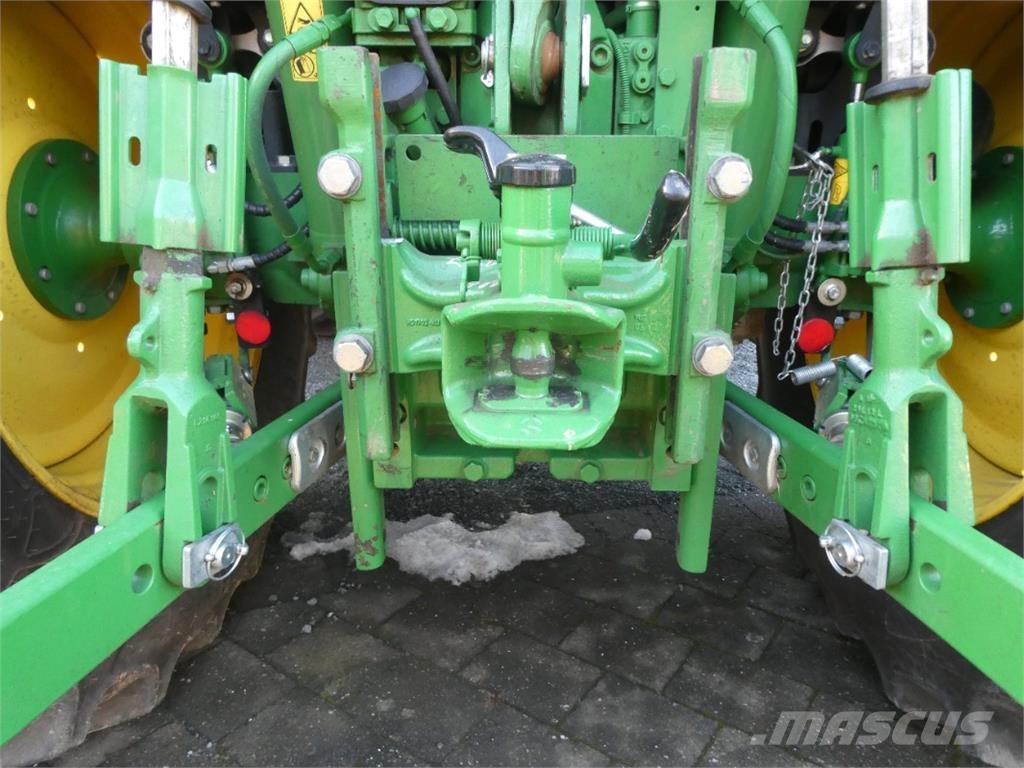 John Deere 6R 110 Traktoren