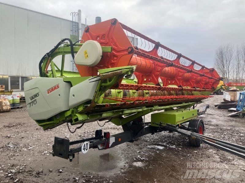 CLAAS LEXION 7400 Mähdrescher