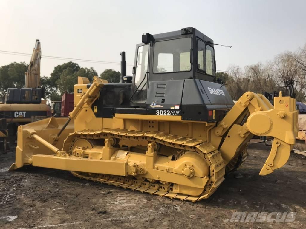 Shantui SD16 Bulldozer