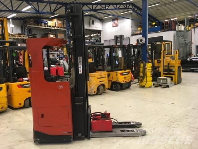 BT SRE 160 Selbstfahrstapler