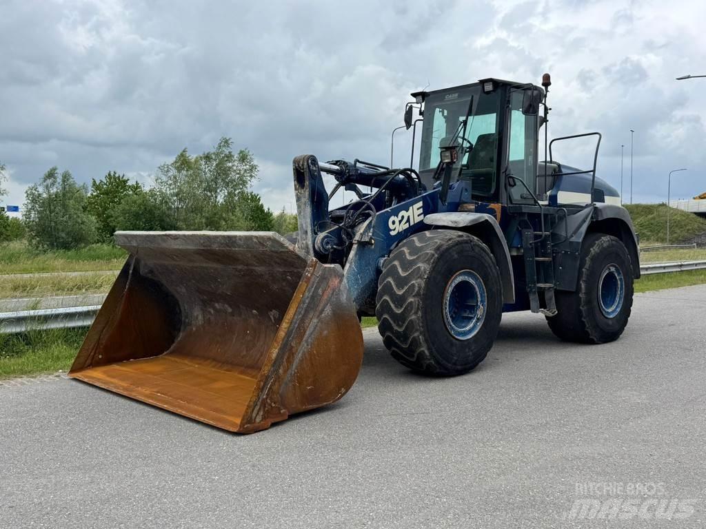 CASE 921E Radlader