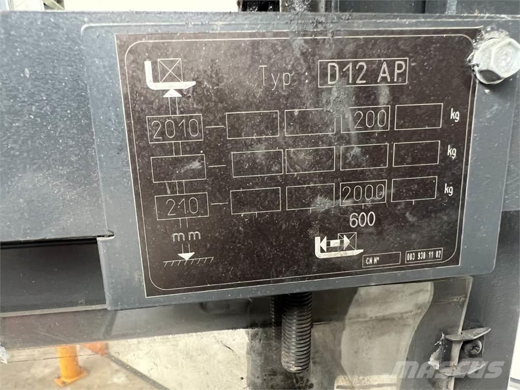 Linde D12 AP Deichselstapler