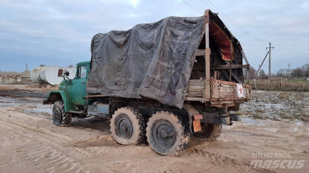 ZIL 157 K 6x6 Kastenaufbau