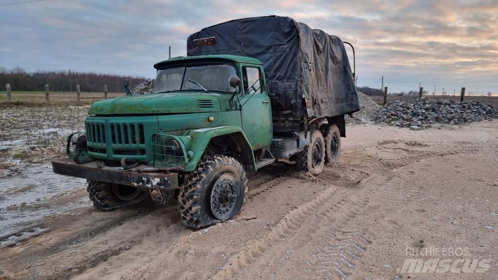 ZIL 157 K 6x6 Kastenaufbau