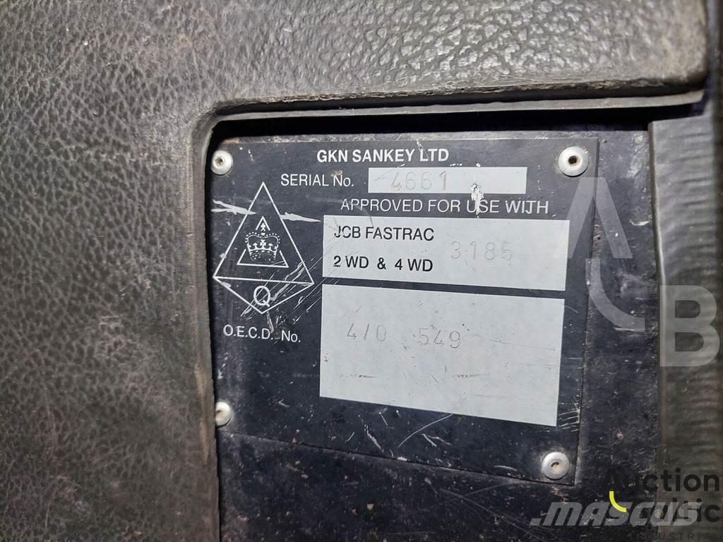 JCB Fastrac 3185 Traktoren