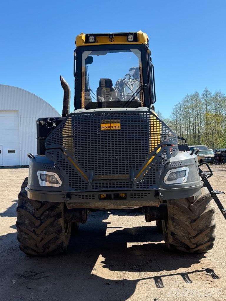 Ponsse Ergo 8W Harvester
