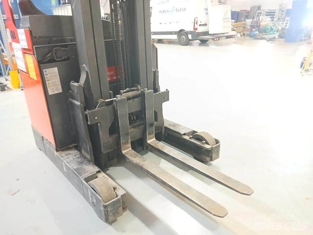 BT RR E 3 Schubmaststapler