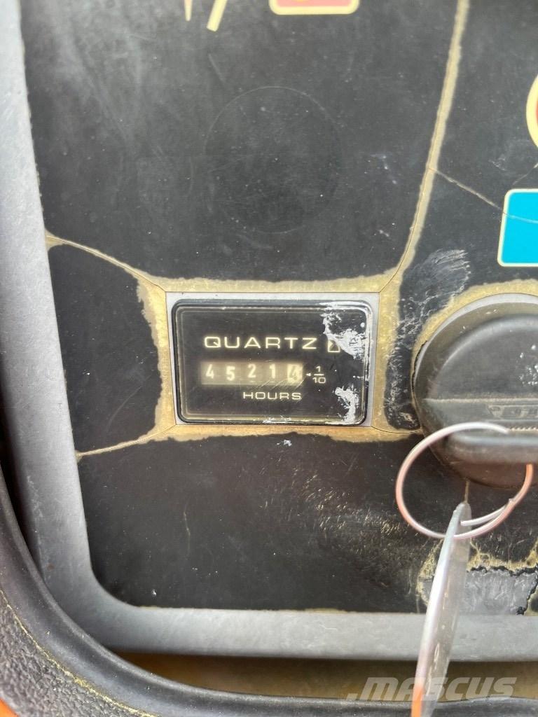 JLG 600 AJ Gelenkteleskoparbeitsbühnen