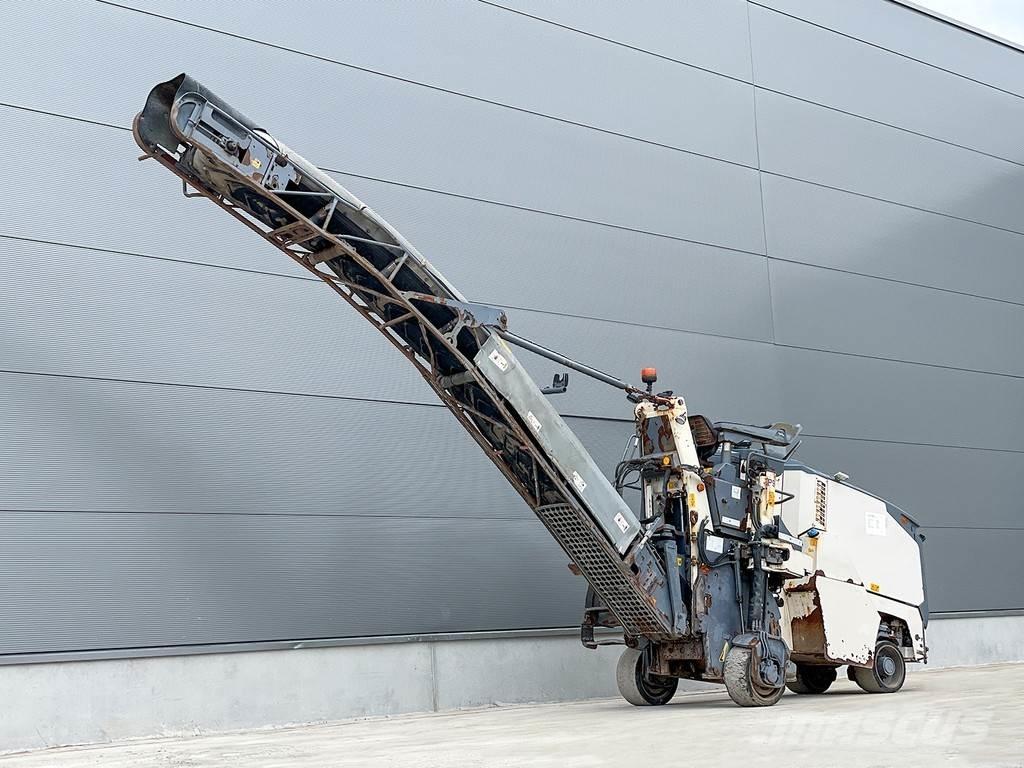 Wirtgen W 50 RI Asphaltfräsen