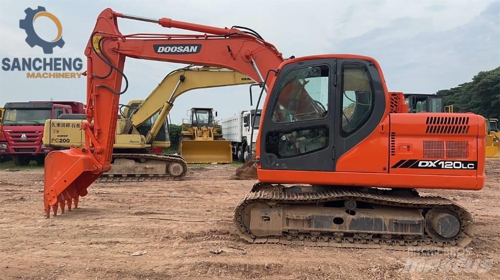 Doosan DX 120 Raupenbagger