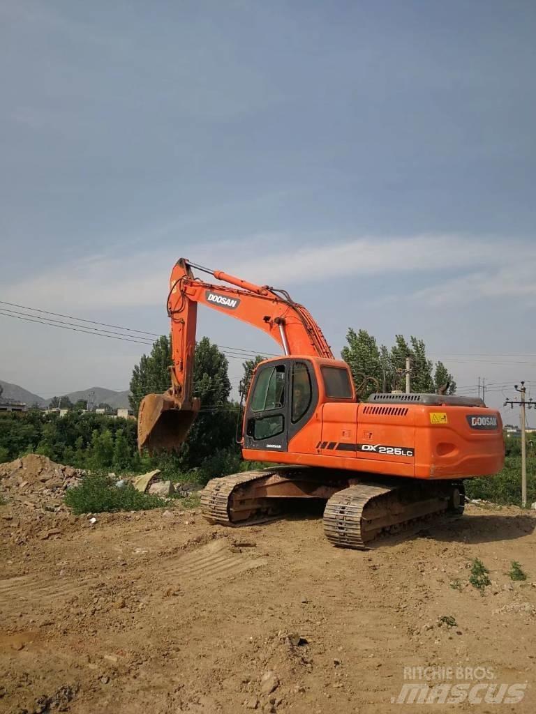 Doosan dx225 Raupenbagger