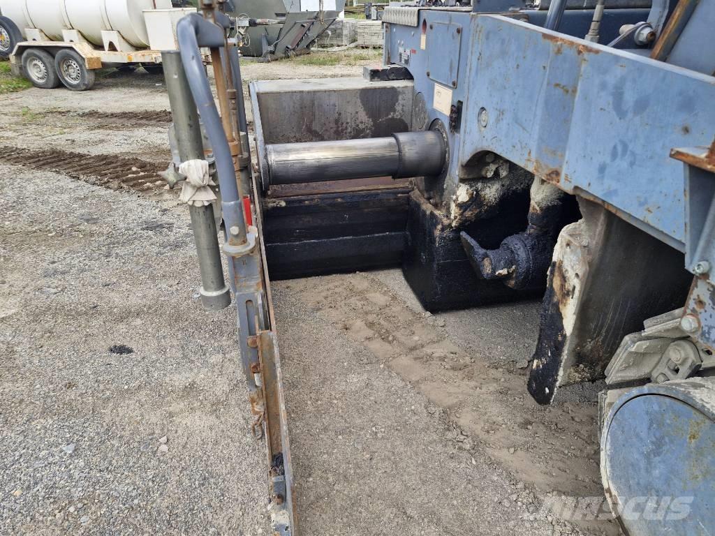 Vögele Super 2100-2 Strassenfertiger