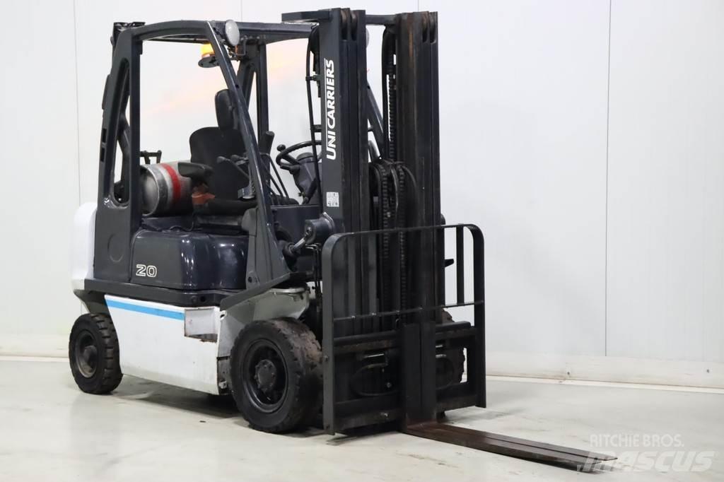 Nissan U1D2A20LQ Gas Stapler