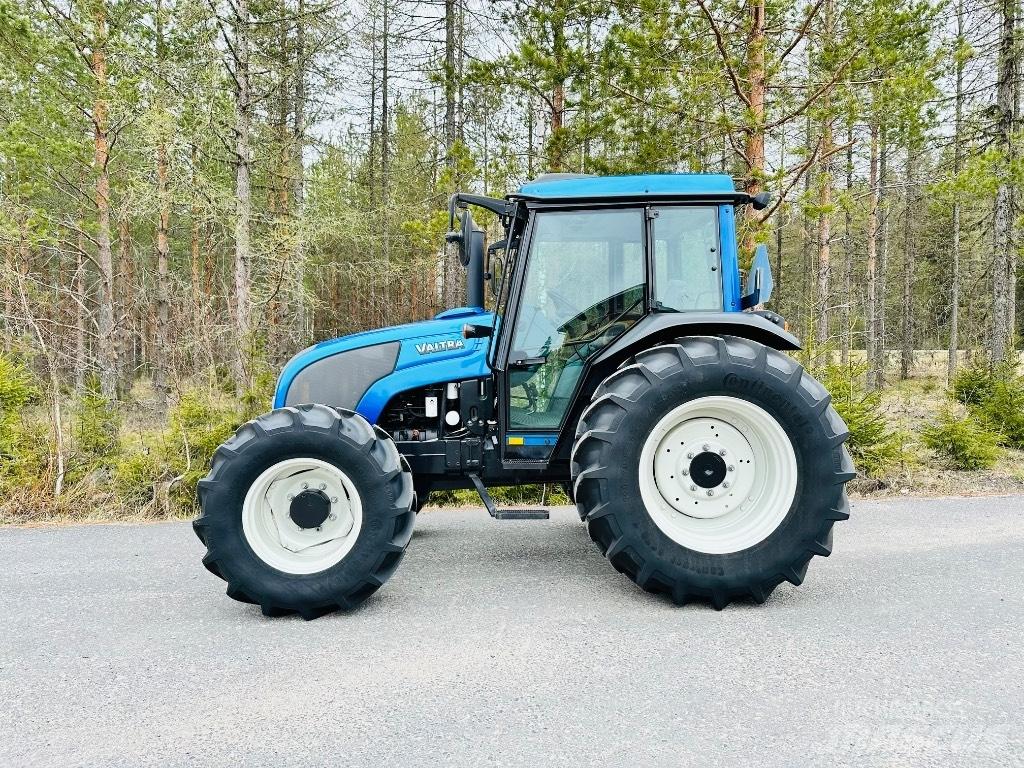 Valtra A 92 Traktoren