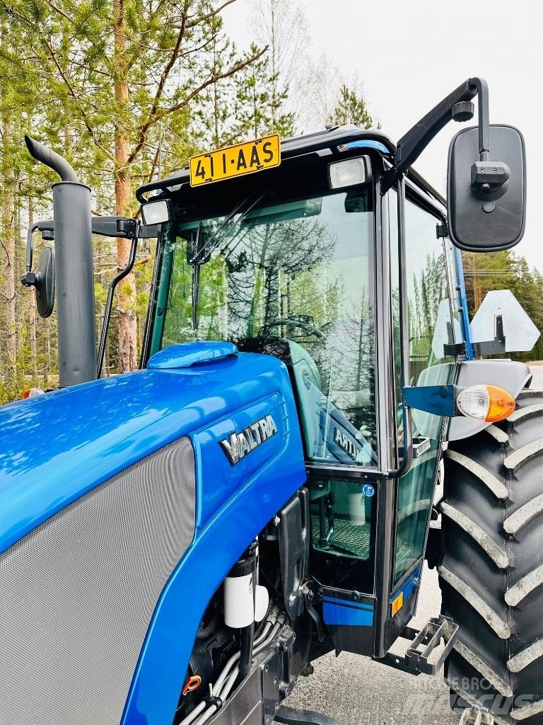 Valtra A 92 Traktoren