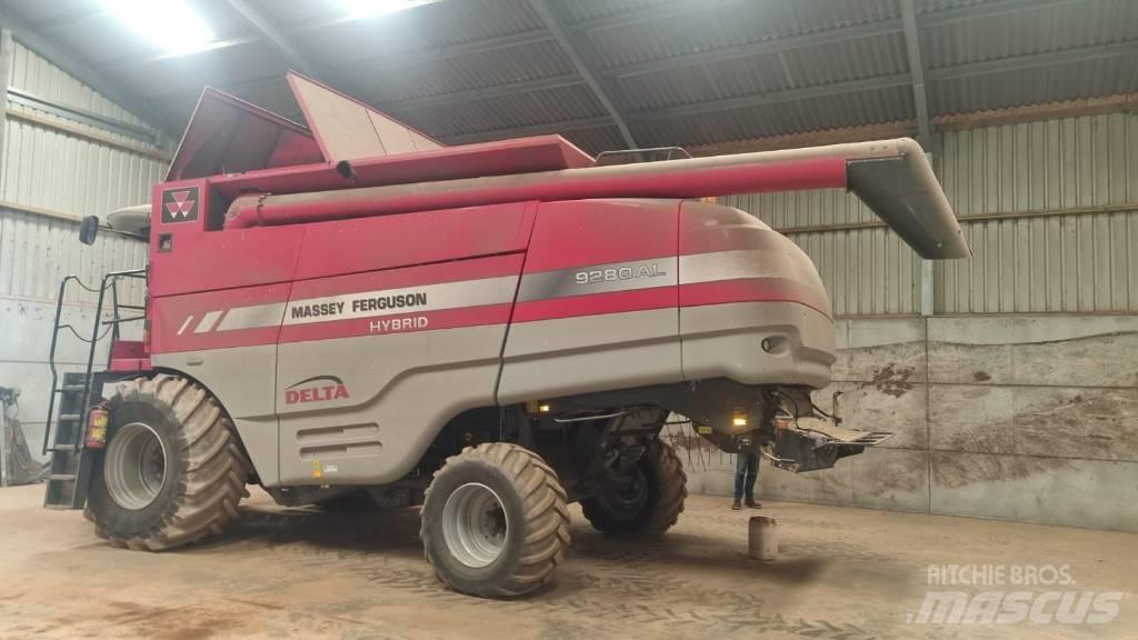 Massey Ferguson 9280 Mähdrescher