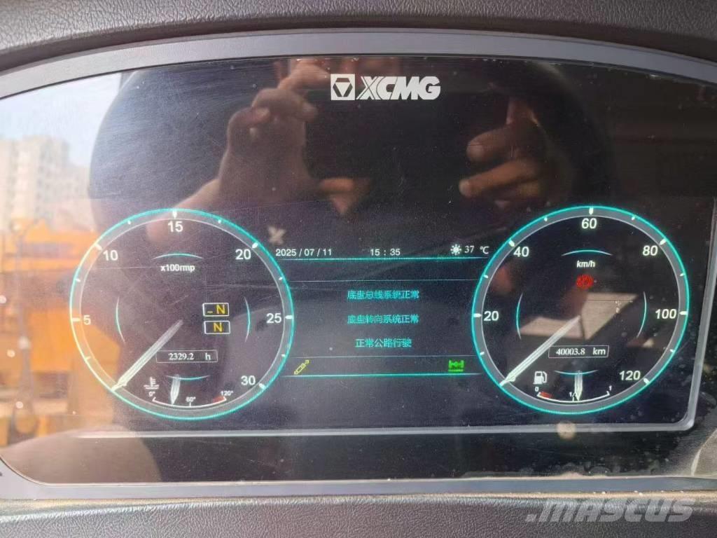 XCMG XCA300 All-Terrain-Krane