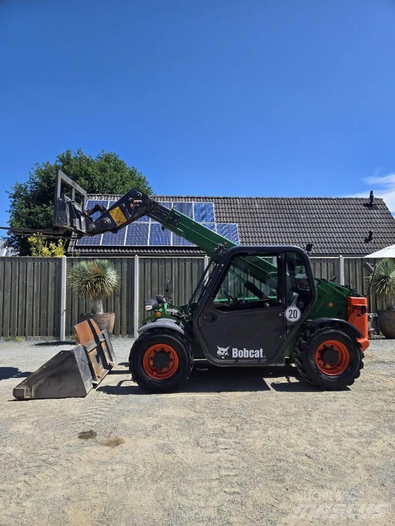 Bobcat T 2250 Teleskoplader
