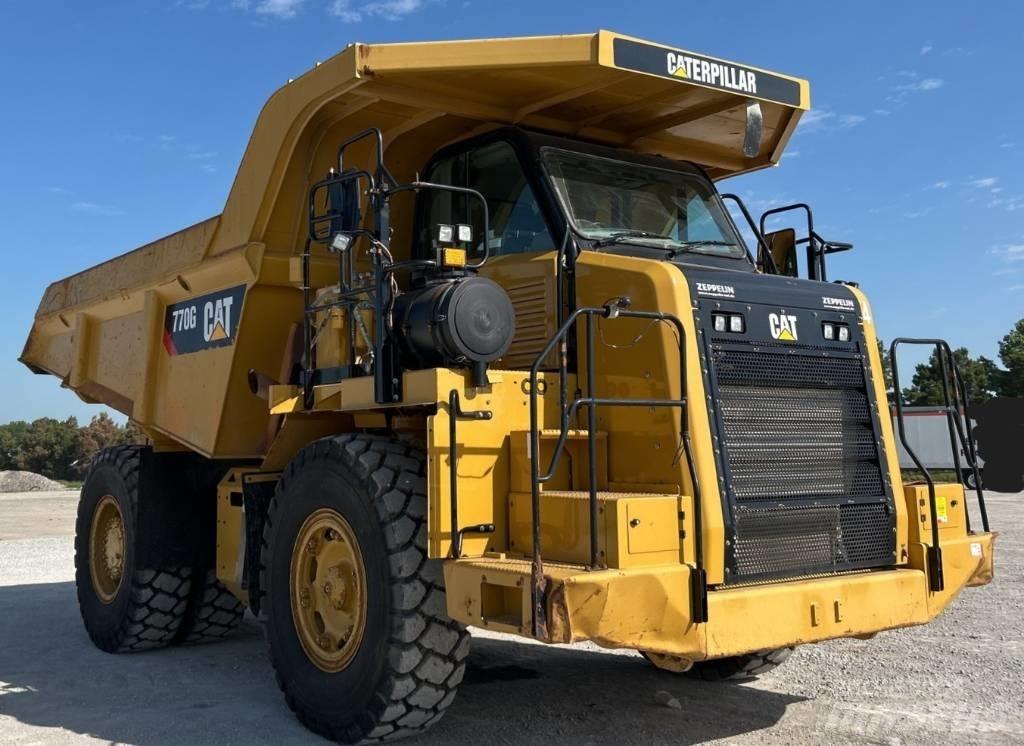 CAT 770 G Dumper - Knickgelenk