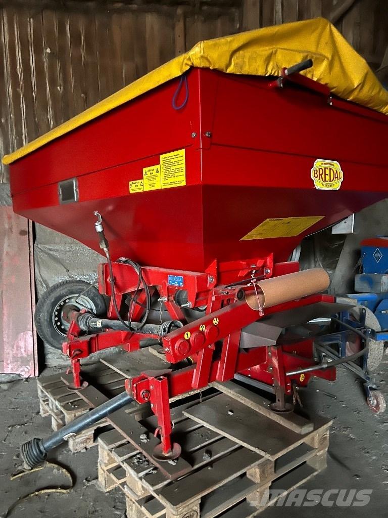 Bredal F 2 Düngemittelverteiler
