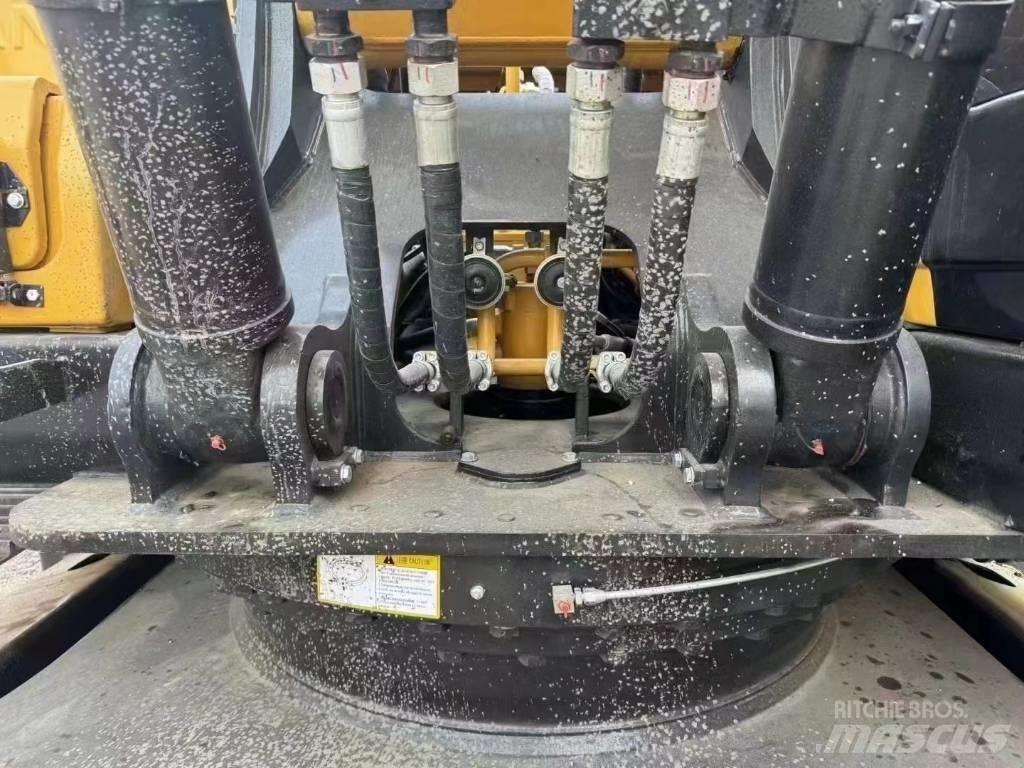 Sany SY 245 H pro Raupenbagger