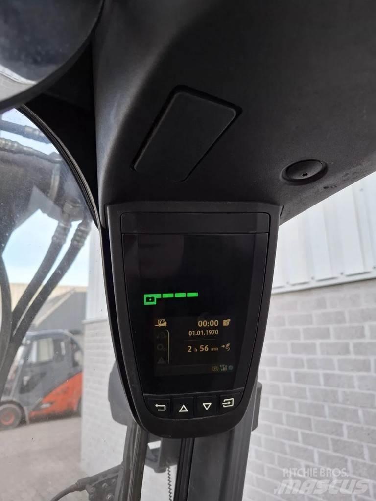 Linde E30HL01-600 Elektro Stapler