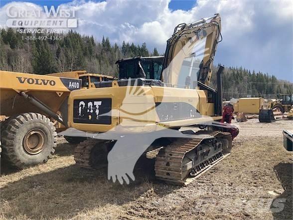CAT 324D FM Harvester