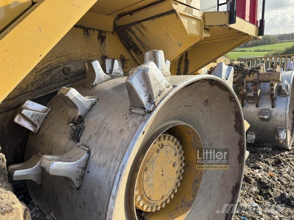 CAT 826 K Erdbauwalzen