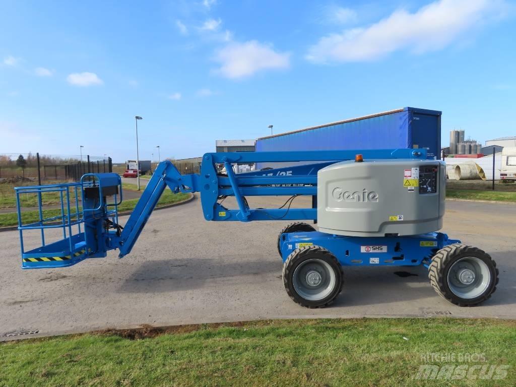 Genie Z 45/25 Gelenkteleskoparbeitsbühnen