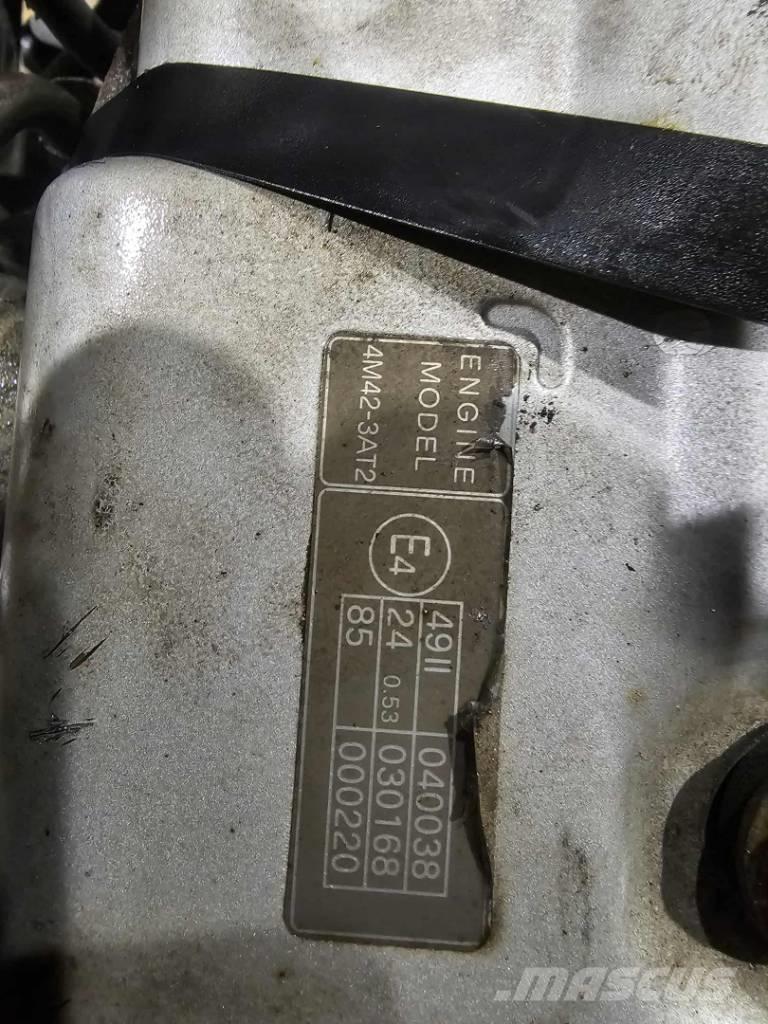 Mitsubishi 4M42-3AT2 Motoren