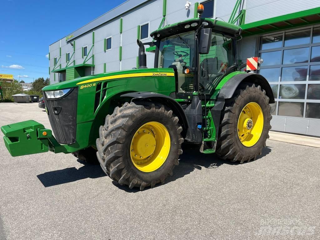 John Deere 8400R Traktoren