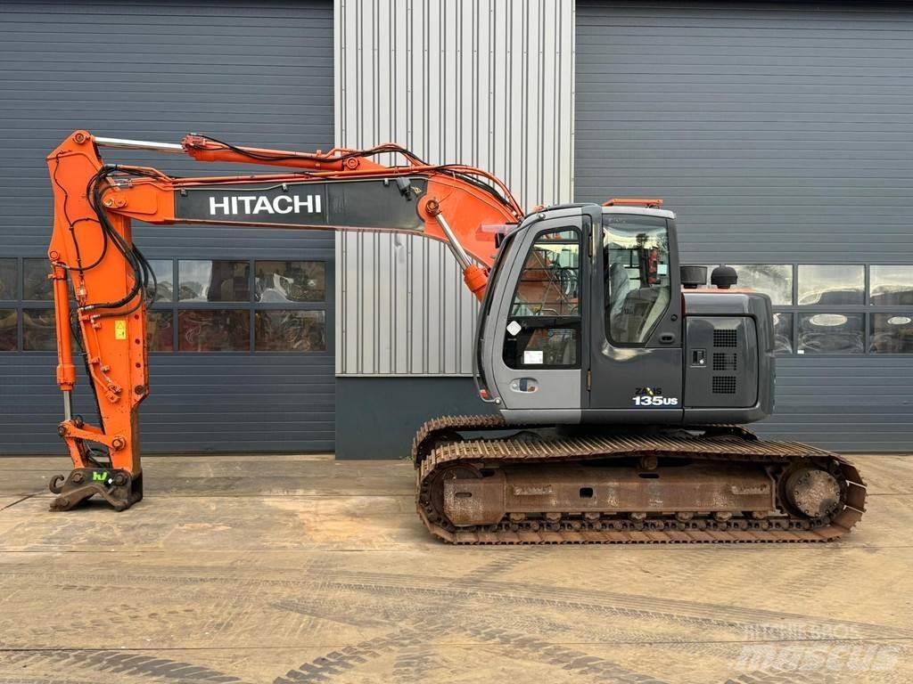 Hitachi ZX135US Raupenbagger