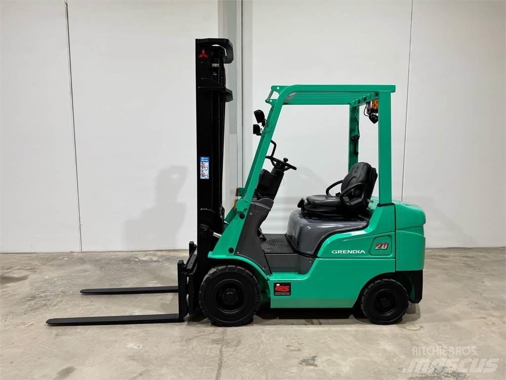 Mitsubishi FD20NT Diesel Stapler
