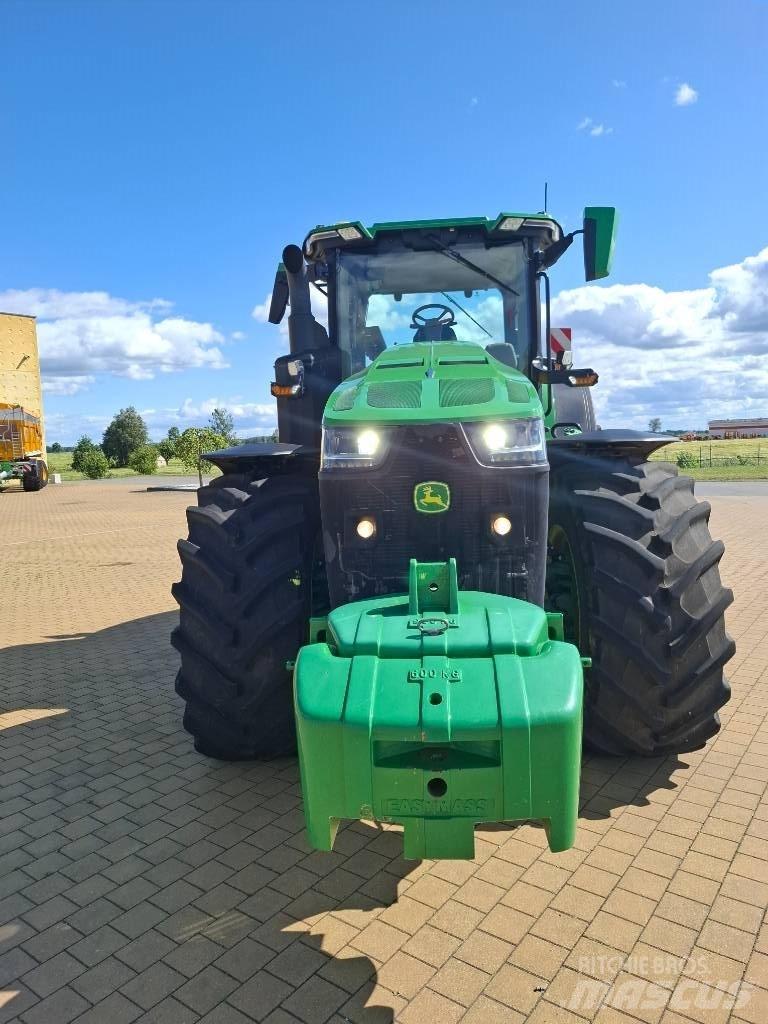 John Deere 8R410 Traktoren