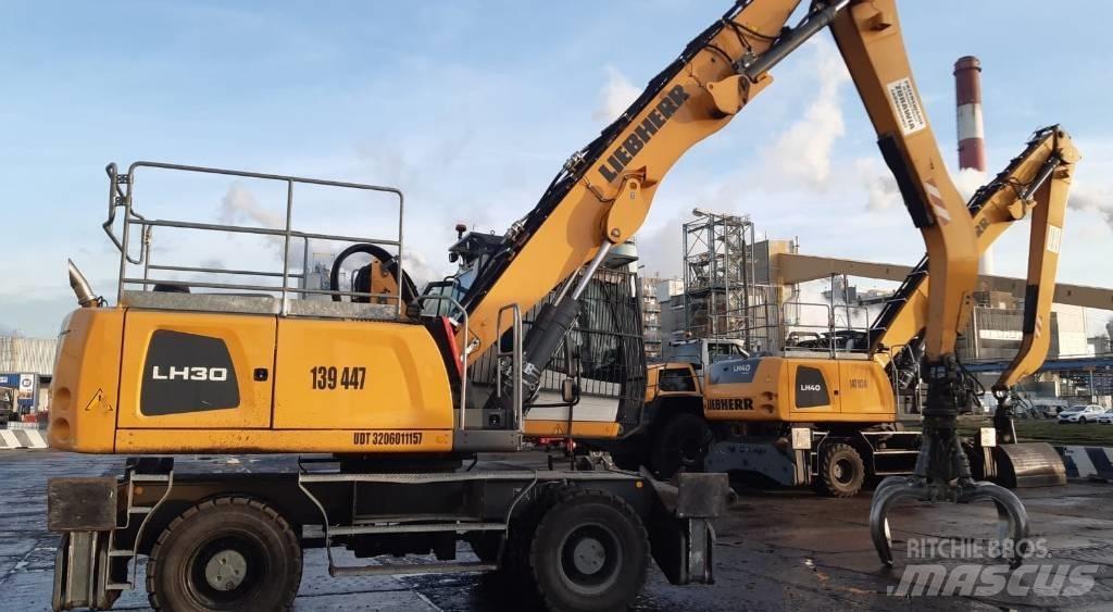 Liebherr LH 30 M Materialumschlag