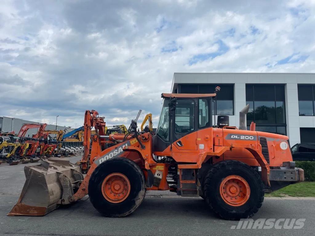 Doosan DL200-3 | A/C Radlader