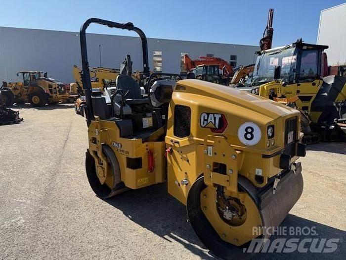 CAT CB4.0 Tandemwalzen