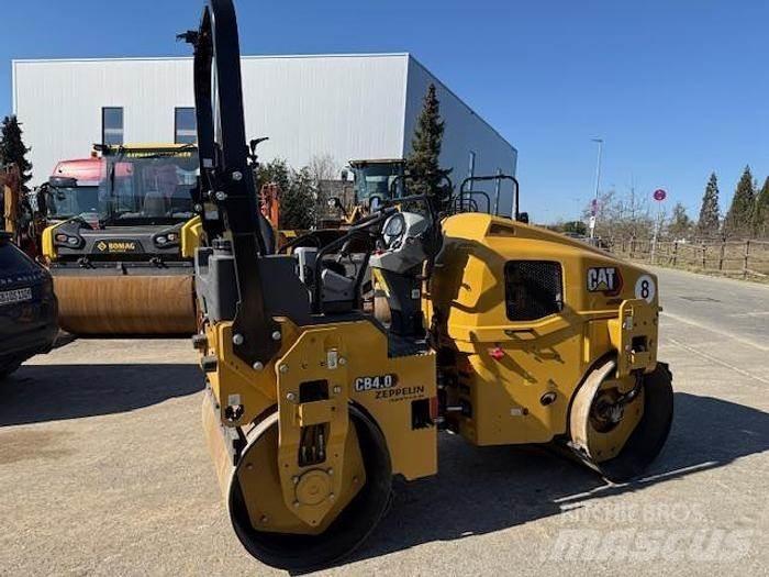CAT CB4.0 Tandemwalzen
