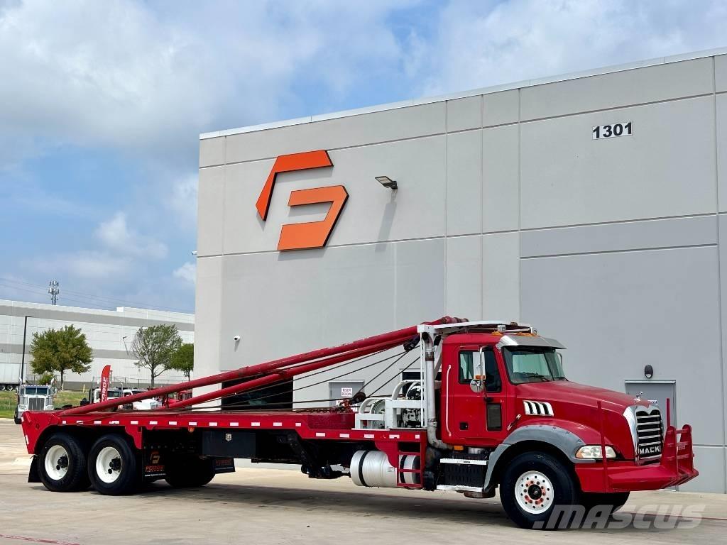 Mack GU813 Bergungsfahrzeuge