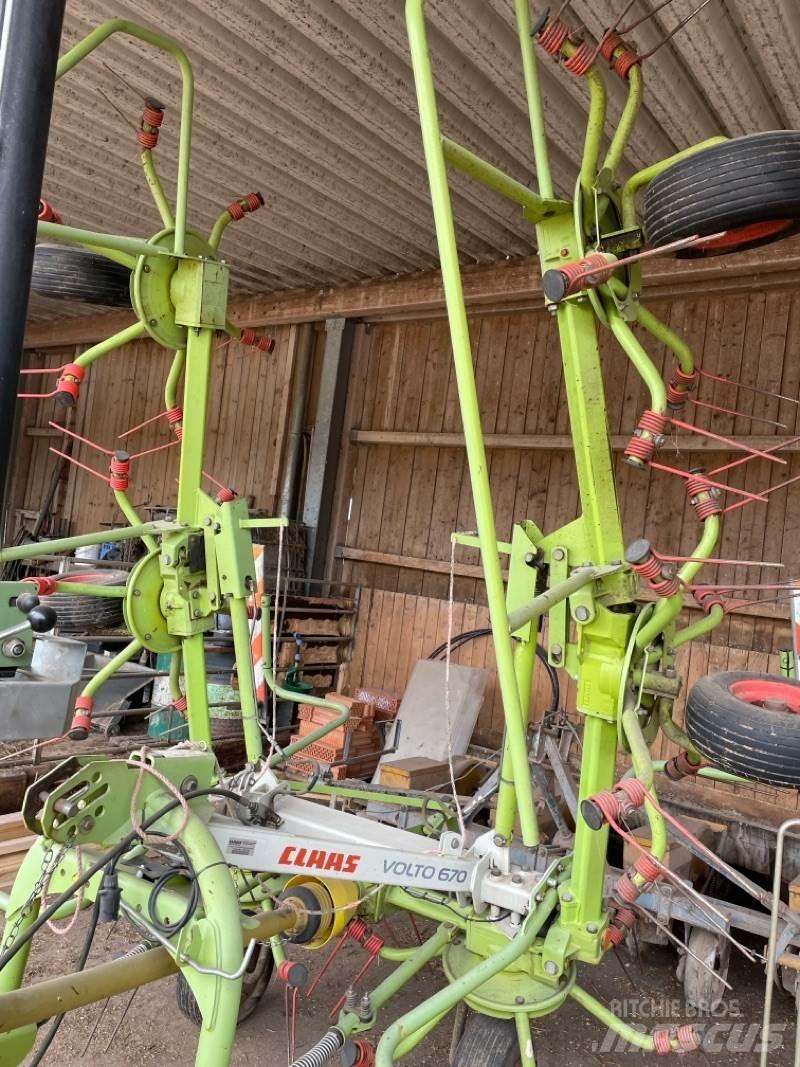 CLAAS Volto 670 Kreiselheuer/-wender