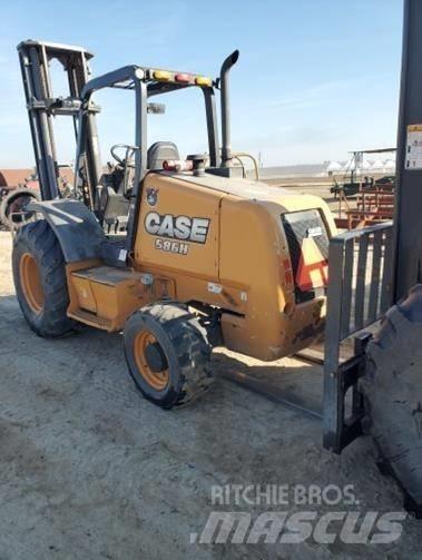 CASE 586H Geländestapler