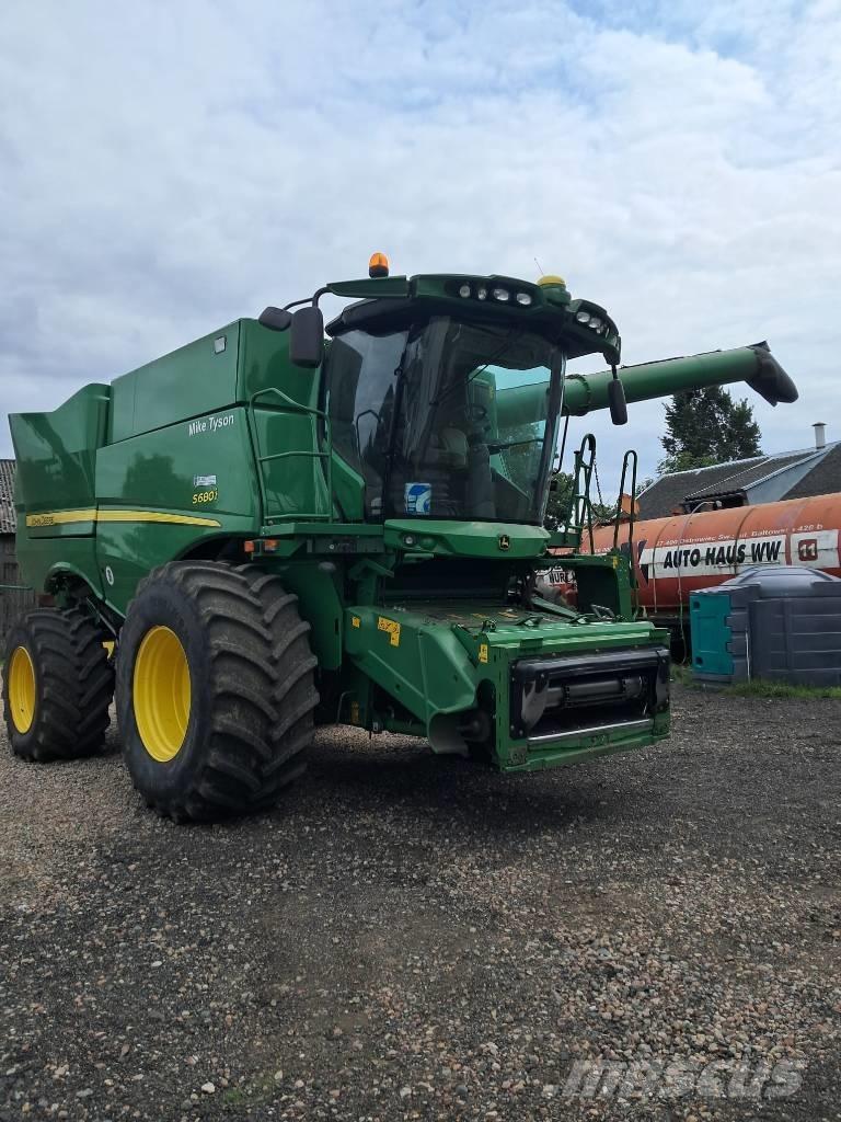 John Deere S 680 i Mähdrescher