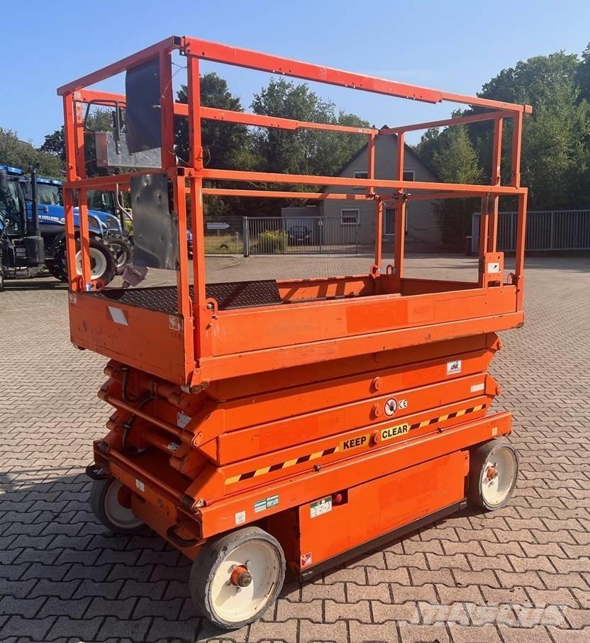 SkyJack SJ III 4626 Scheren-Arbeitsbühnen