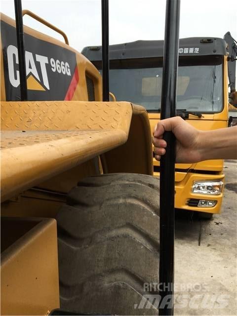 CAT 966G Radlader
