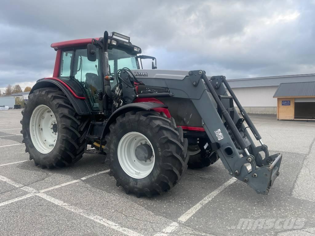 Valtra T 131 Traktoren