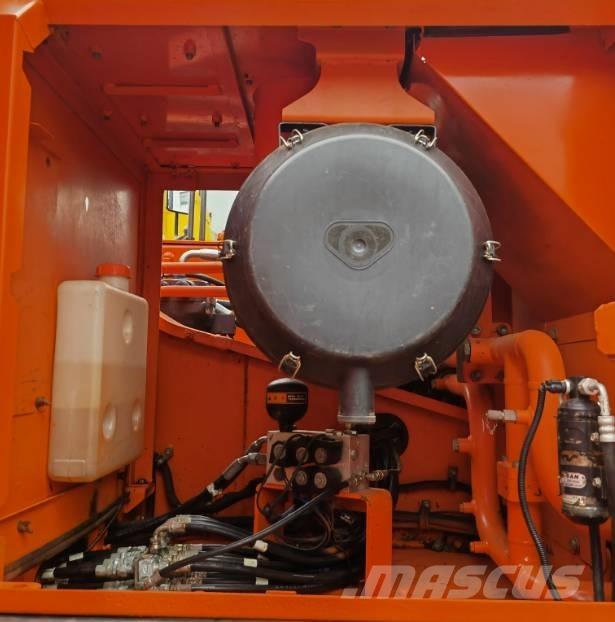 Doosan DX340LC-9C Raupenbagger