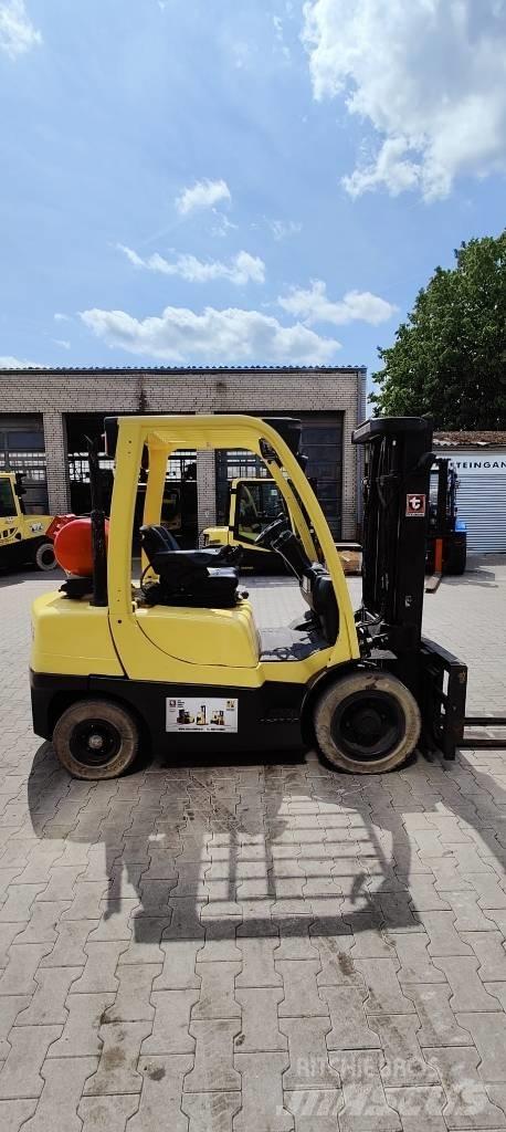 Hyster H 3.00 FT Gas Stapler