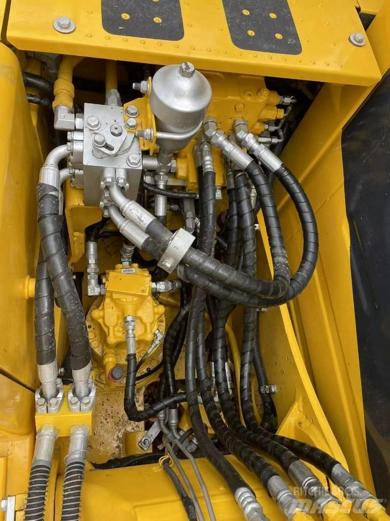 Komatsu 120-8 Raupenbagger